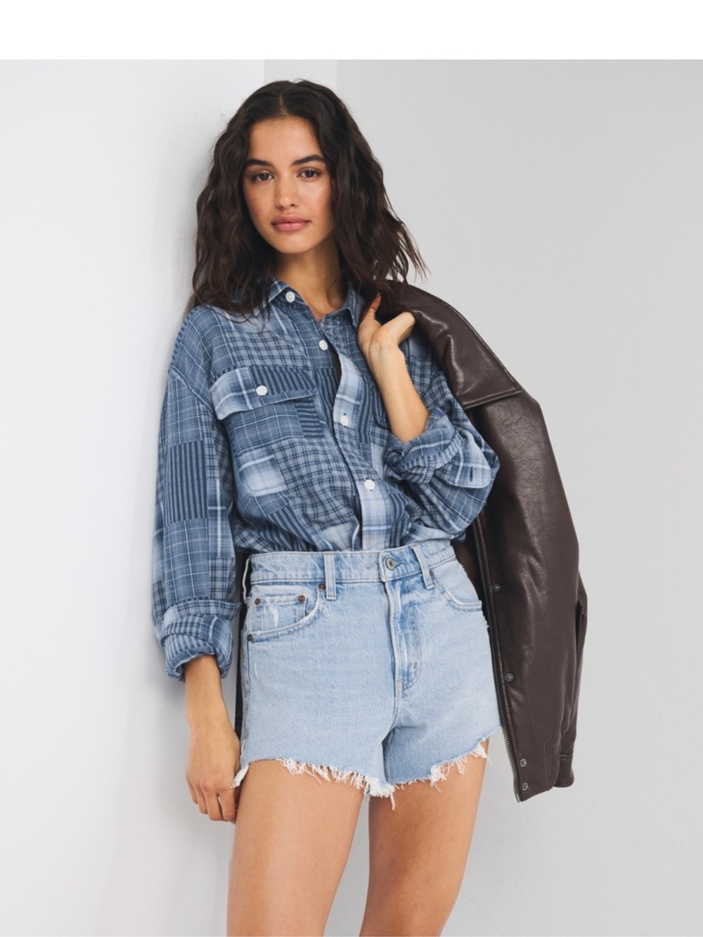 Abercrombie and Fitch 90s relaxed cutoff short Curve Love